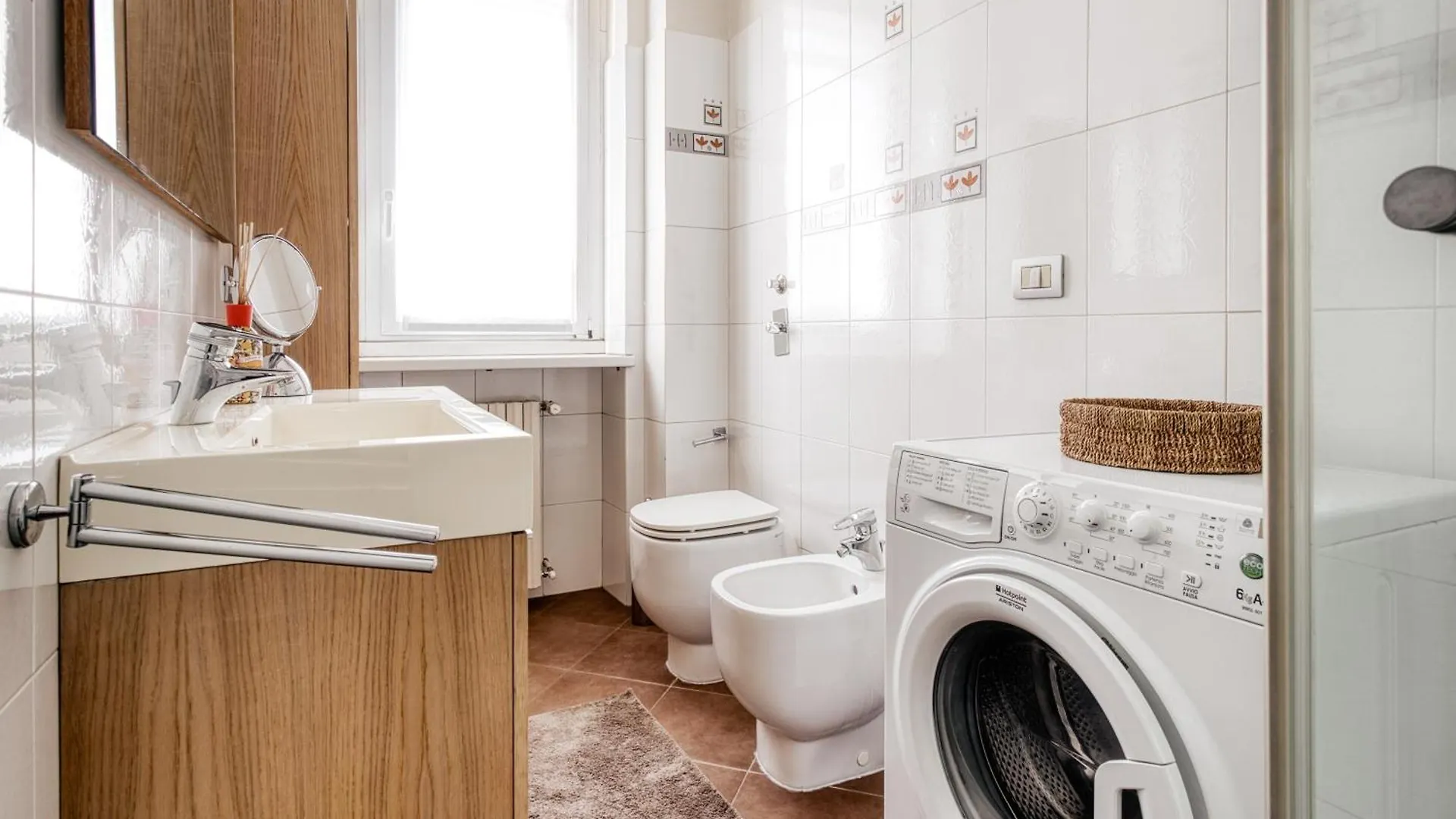 Glowhausmi Milano Lägenhet